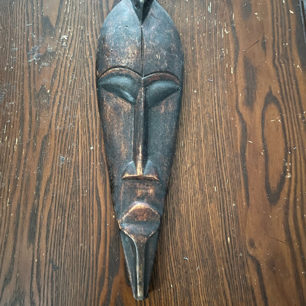 Antique Rare Kuba Ngeenda Elongated Tribal Mask Wall Art